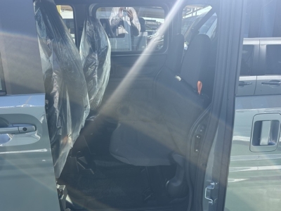 N-VAN(ホンダ)届出済未使用車 後席内装