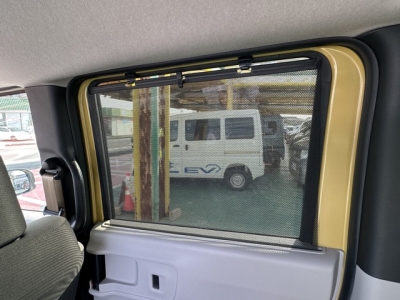 新型N-BOX(ホンダ)中古車 後席から見た前席