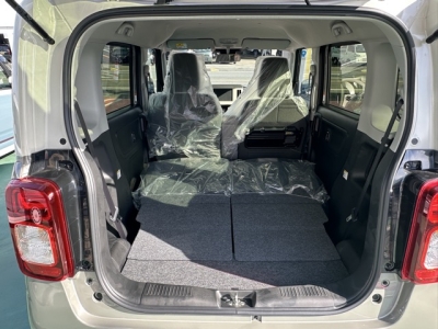 ワゴンRスマイル(スズキ)届出済未使用車 内外装写真他2