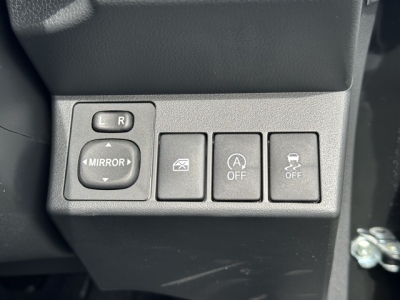 コペン(ダイハツ)届出済未使用車 内外装写真他２