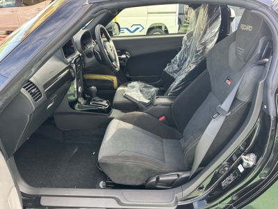 コペン(ダイハツ)届出済未使用車 前席内装