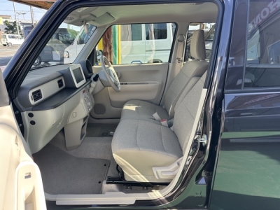 ラパン(スズキ)ディーラ-試乗車 前席内装