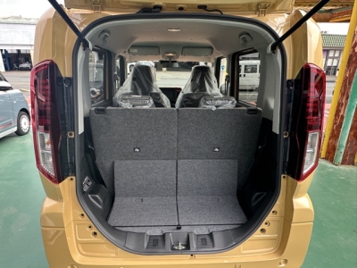 新型スペーシア(スズキ)届出済未使用車 内外装写真他