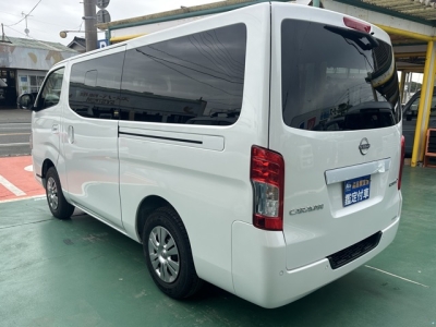 キャラバン(ニッサン)登録済未使用車 後方