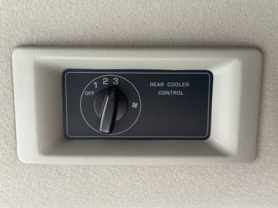 キャラバン(ニッサン)登録済未使用車 内外装写真他１