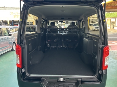 キャラバン(ニッサン)登録済未使用車 内外装写真他２