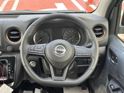 キャラバン(ニッサン)登録済未使用車 内外装写真他