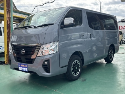 キャラバン(ニッサン)登録済未使用車 前方