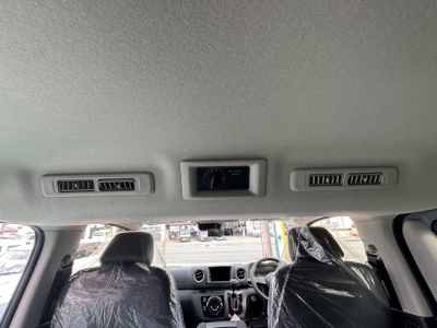 キャラバン(ニッサン)登録済未使用車 内外装写真他１