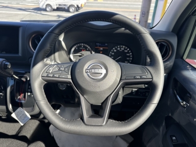 キャラバン(ニッサン)登録済未使用車 内外装写真他２