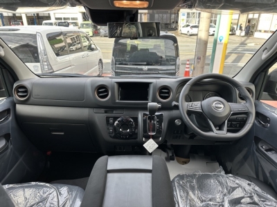 キャラバン(ニッサン)登録済未使用車 内外装写真他