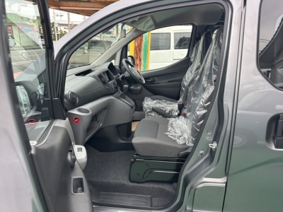 NV200バネットバン(ニッサン)登録済未使用車 前席内装