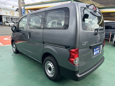 NV200バネットバン(ニッサン)登録済未使用車 後方