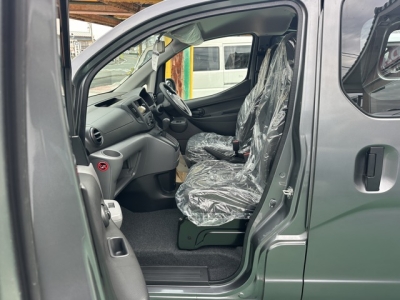 NV200バネットバン(ニッサン)登録済未使用車 前席内装