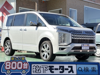 デリカD:5 4WD(三菱)レンタ登録済未使用車 全体