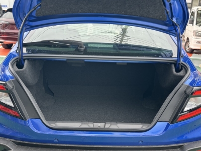 WRX S4(スバル)中古車 内外装写真他