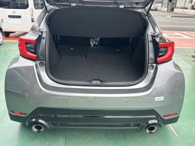 GRヤリス(トヨタ)中古車 内外装写真他2