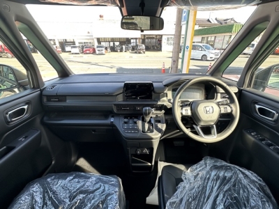 ステップワゴン(ホンダ)登録済未使用車 内外装写真