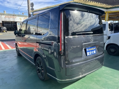 ステップワゴン(ホンダ)登録済未使用車 後方