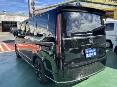 ステップワゴン(ホンダ)登録済未使用車 後方