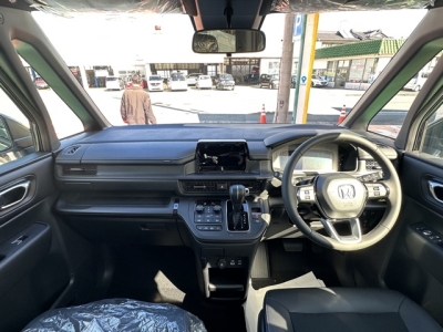 ステップワゴン(ホンダ)登録済未使用車 内外装写真