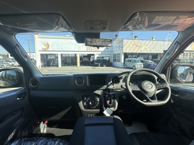 キャラバン(ニッサン)登録済未使用車 内外装写真