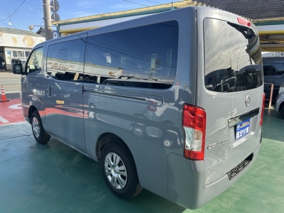 キャラバン(ニッサン)登録済未使用車 後方