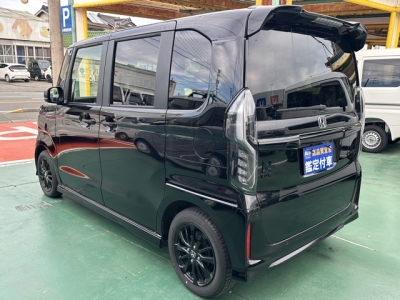 N-BOXカスタム(ホンダ)レンタＵＰ 後方