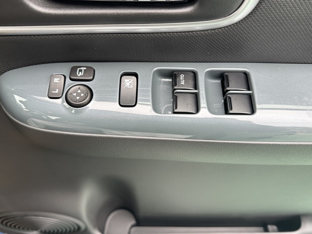 ワゴンRスマイル(スズキ)届出済未使用車 12