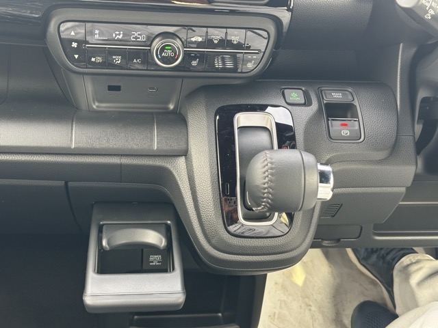 N-WGN(ホンダ)届出済未使用車 21