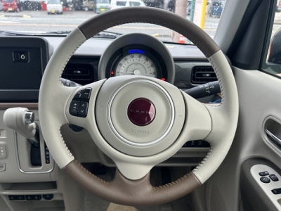 ラパンLC(スズキ)届出済未使用車 内外装写真