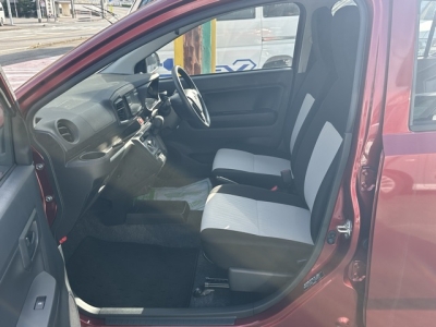 ミライース(ダイハツ)中古車 前席内装