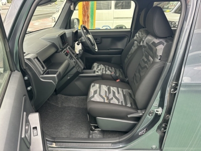 タフト(ダイハツ)届出済未使用車 前席内装