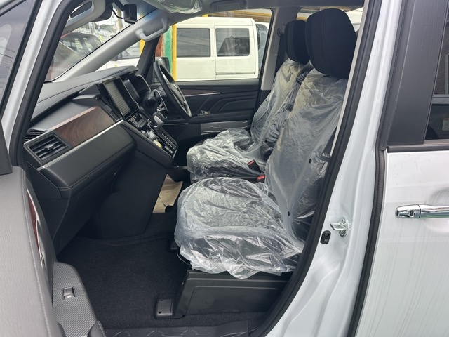 デリカD:5(三菱)レンタ登録済未使用車 3