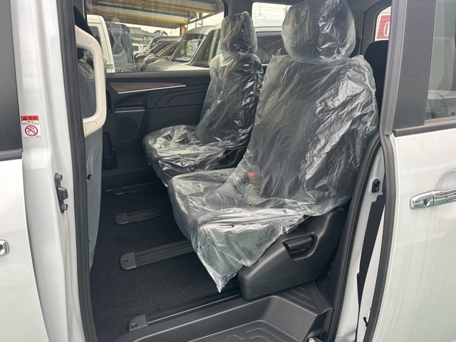 デリカD:5(三菱)レンタ登録済未使用車 4