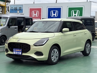 新型スイフト(スズキ)登録済未使用車 前方