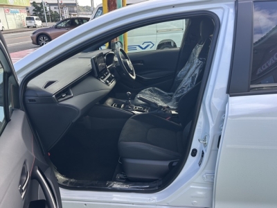 GRカローラ(トヨタ)中古車 前席内装