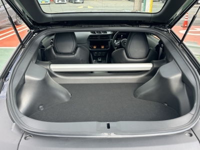 フェアレディZ(ニッサン)登録済未使用車 内外装写真