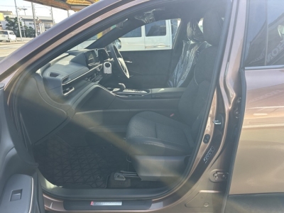 クラウンクロスオーバー(トヨタ)登録済未使用車 前席内装