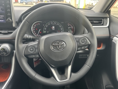 ＲＡＶ４(トヨタ)中古車 内外装写真