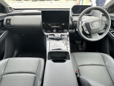 bZ4X(トヨタ)中古車 内外装写真