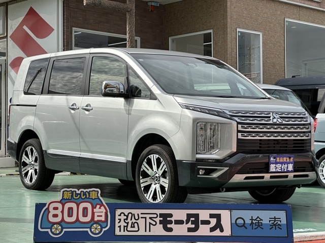 デリカD:5 4WD(三菱)レンタ登録済未使用車全体拡大