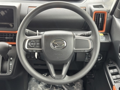 タントファンクロス(ダイハツ)届出済未使用車 内外装写真他