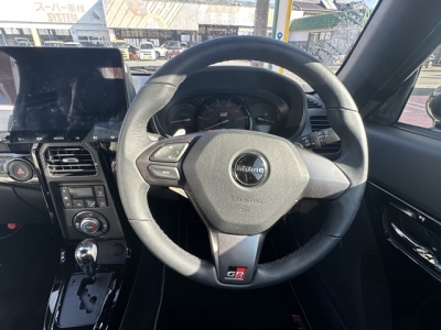 コペンのOEM(ダイハツ)中古車 後席から見た前席