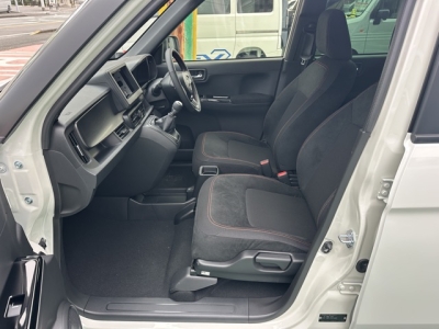 N-ONE(ホンダ)届出済未使用車 前席内装