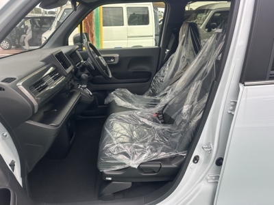 N-WGN(ホンダ)届出済未使用車 前席内装