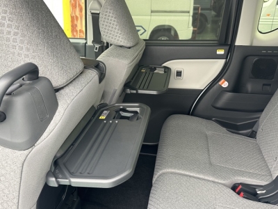 タント(ダイハツ)届出済未使用車 内外装写真他１