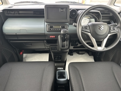 スペーシアベース(スズキ)中古車 後席から見た前席