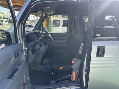 N-VAN(ホンダ)届出済未使用車 前席内装