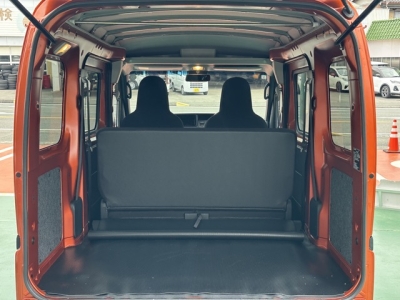 ハイゼットカーゴ(ダイハツ)中古車 内外装写真他２